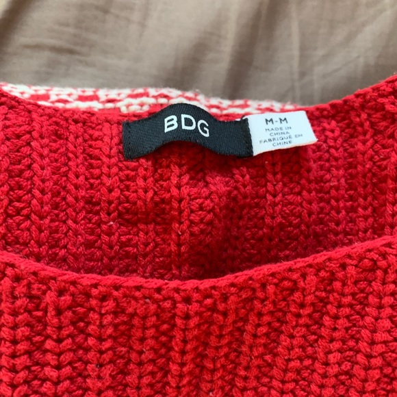 4x Sweaters - Picture 2 of 5